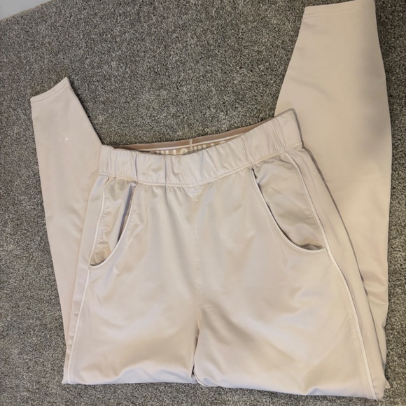 Gymshark Recess Joggers - Picture 5 of 6